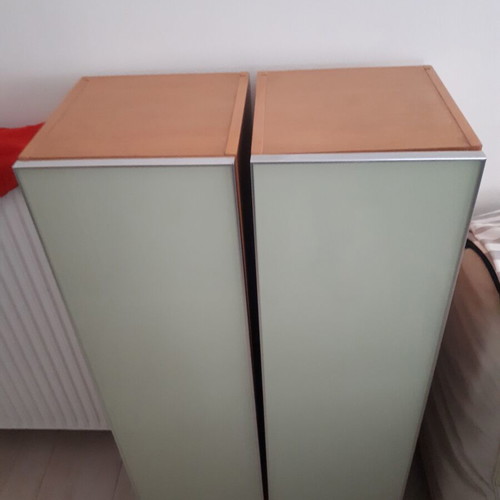 Beech wood shelves set of 2, like new, with glass doors