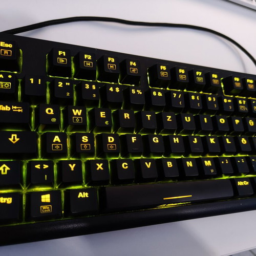 Sharkoon Skiller SGK30 mechanical gaming keyboard with RGB and mouse like new