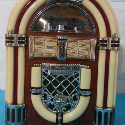 Vintage radio jukebox style used, 20cm