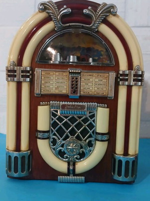 Vintage radio jukebox style used, 20cm