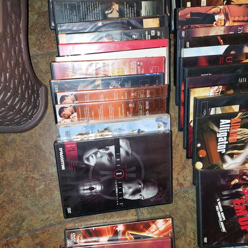 DVD pack of 80 movies like new with subtitles