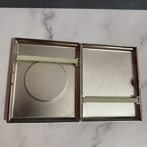 Metal cigarette case with lighter set like new