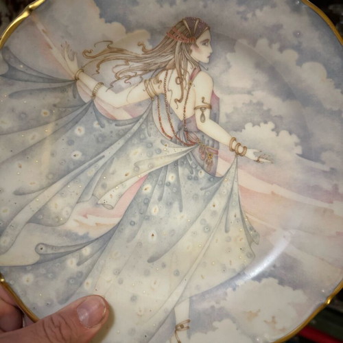 Porcelain wall plates new, pack of 2 from Czechia