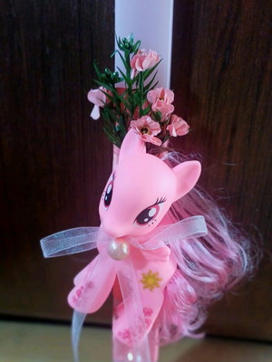 Easter candle handmade, new