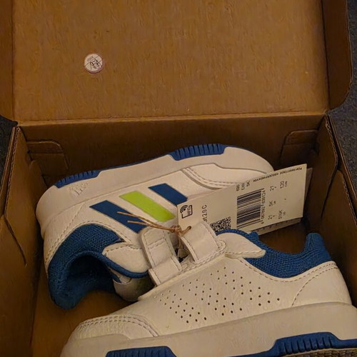 Adidas no21 baby shoes, new, size 12 cm insole