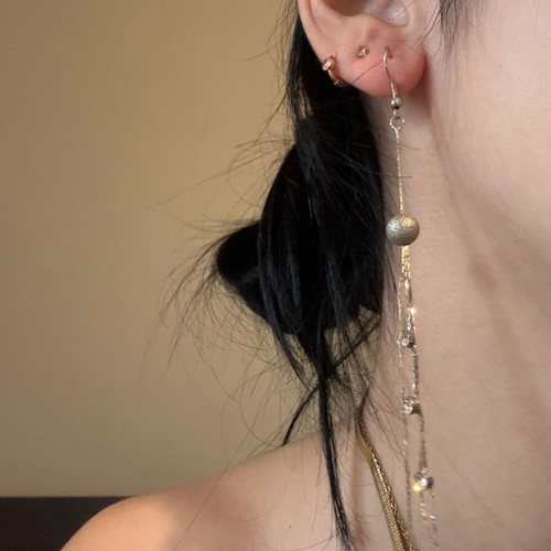 Earrings fancy dangling like new, silver stainless steel
