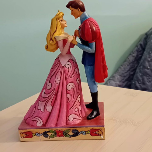 Enesco Cinderella Couple Figurine new, collectible