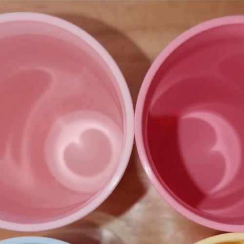Σετ 2 ψηλά ποτήρια Tupperware με καπάκι, ροζ ανοιχτό και σκούρο