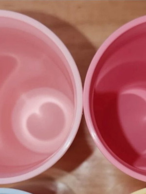 Σετ 2 ψηλά ποτήρια Tupperware με καπάκι, ροζ ανοιχτό και σκούρο