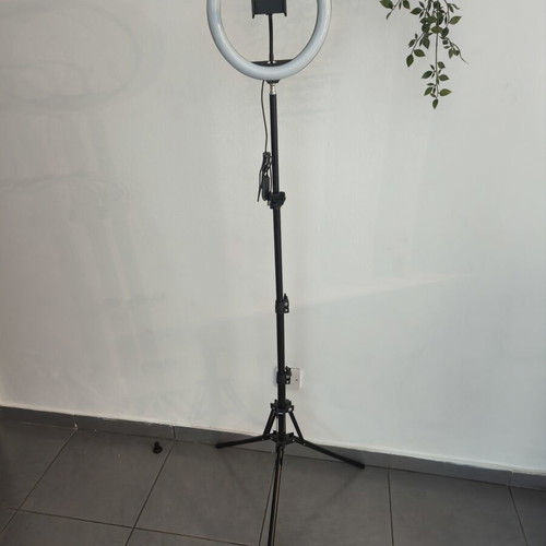 Ring light like new
