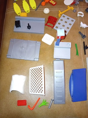 Playmobil various parts like new