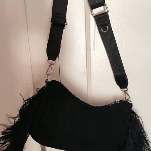 Woven bag with fringes crossbody like new black