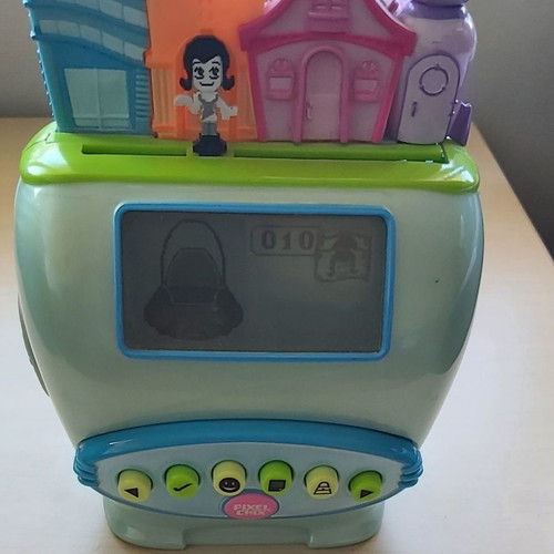 Pixel Chix Fab Life City Mattel 2008 used