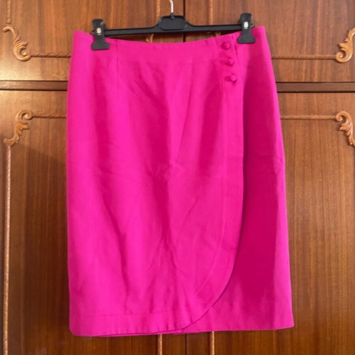 Branded vintage wool skirt size M-L like new