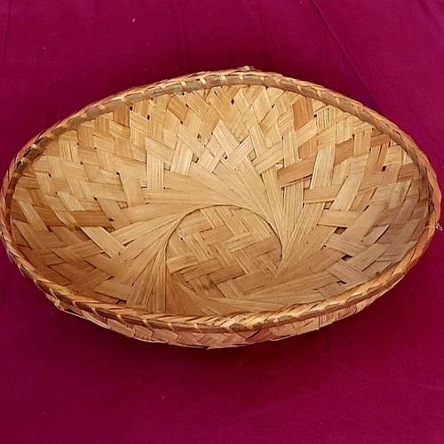 Bamboo wicker basket like new