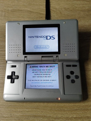Nintendo DS (2004) μεταχειρισμένο χωρίς φορτιστή και πενάκι