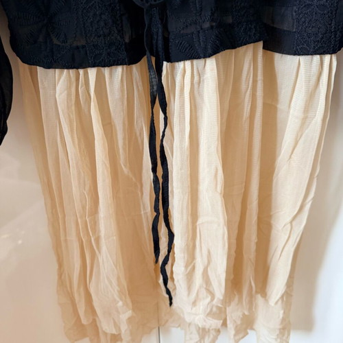 Nidodileda blouse like new, black and beige