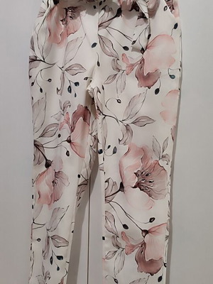 Women's elastic pants medium with belt like new