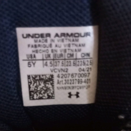 Under Armour athletic shoes blue with red like new unisex size 37.5