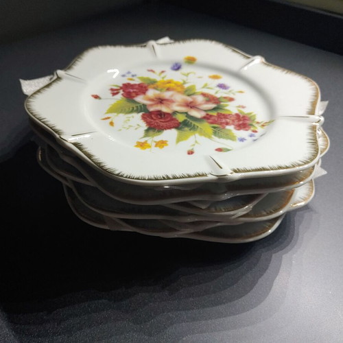 Hexagonal plates unused, set of 6, 20 cm diameter