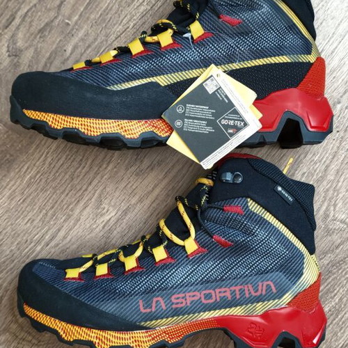 La Sportiva Aequilibrium Hike GTX hiking shoes, women's size 40.5