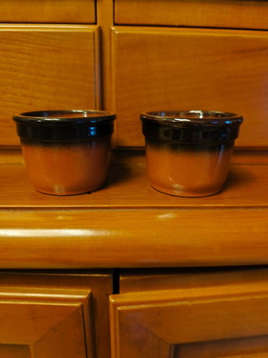Small ceramic ramekins like new, set of 2, heat resistant