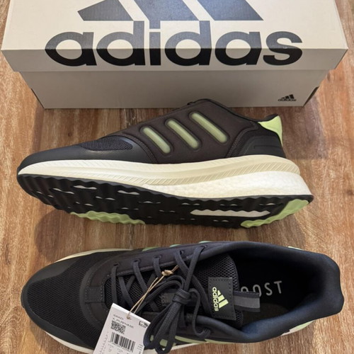 Adidas Plrphase athletic shoes new with tags, size 46.5, black