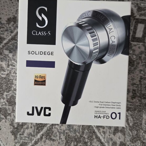 Panasonic HDE10 high resolution earphones