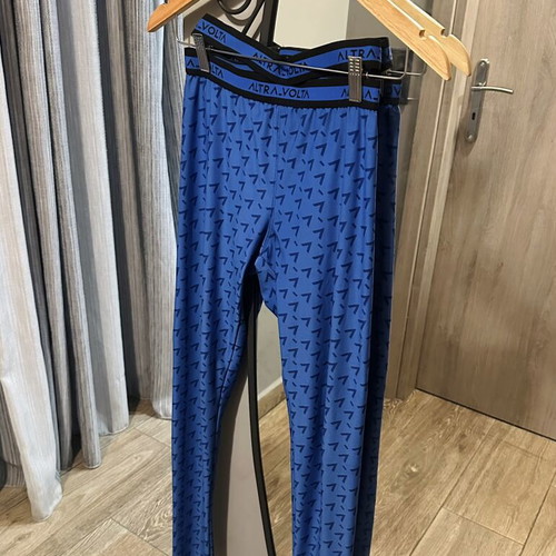 Altra Volta leggings used, XS, black and blue, double waistband