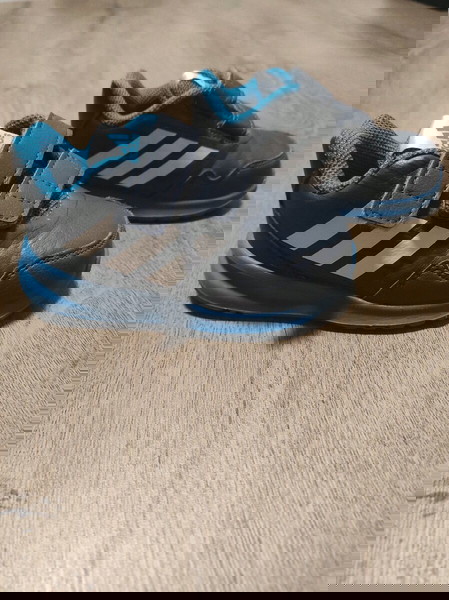 παπούτσια Νο 21 Adidas