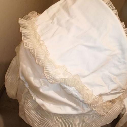 Baby basket and lounger new with iron base and wicker basket