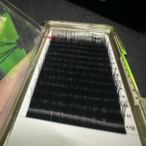 Eyelash extensions Curve D 0.05 15mm like new, 12 rows