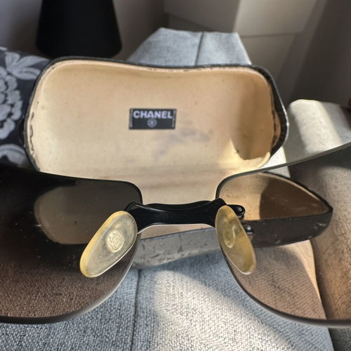 Chanel sunglasses 2010s black and brown
