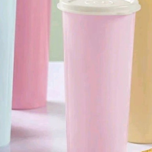 Σετ 2 ψηλά ποτήρια Tupperware με καπάκι, ροζ ανοιχτό και σκούρο