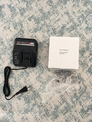 Einhell 18V Charger new