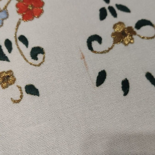 Cotton table runner with vintage embroidery like new, traditional