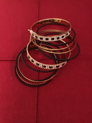 Bracelet set new, 11 pieces