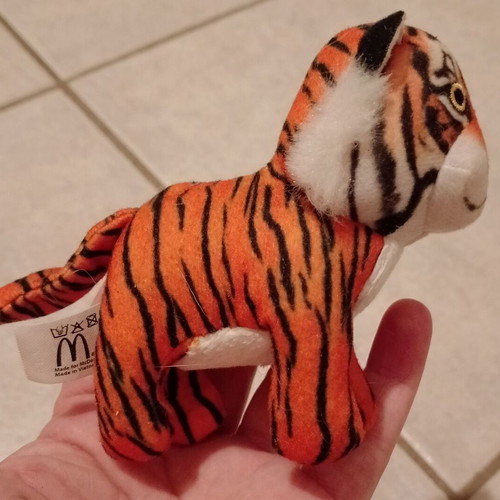 National Geographic Kids plush toy set, like new, 3 pieces