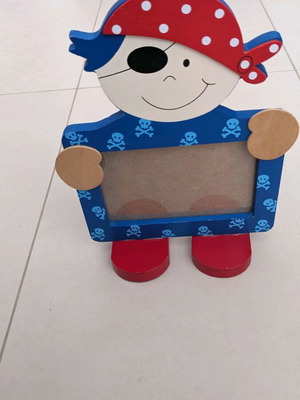 Pirate children's frame used
