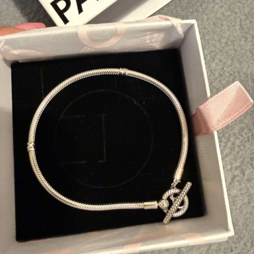 Pandora bracelet new, gray