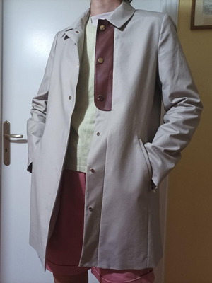 Mango beige trench coat with leather detail like new, size S