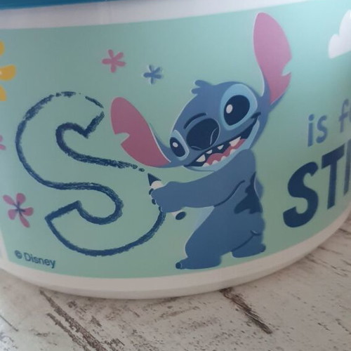 Stitch 2.5-liter airtight Tupperware canister, pink or blue