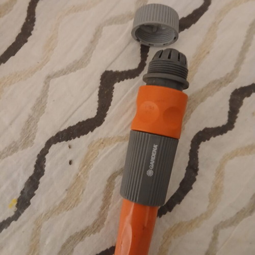 Gardena water nozzle like new, adjustable pressure