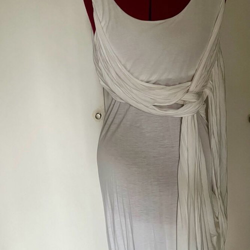 White dress Medium like new made of maco fabric