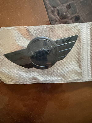 Mini Cooper R56 emblem new black