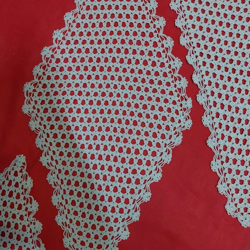 Set of 2 beige crochet doilies and 4 napkins handmade rhombus like new