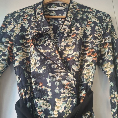 Zara Basic Floral Dress with Black Belt XS Like New