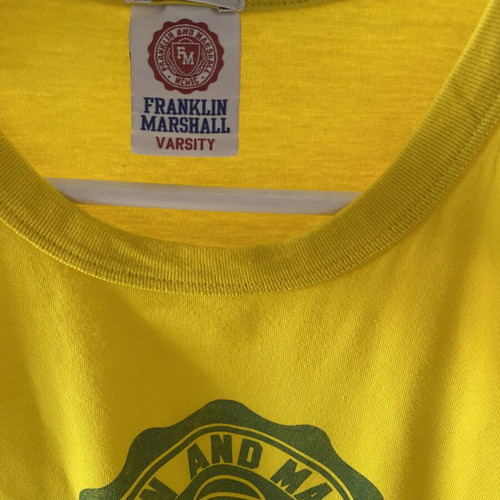 Franklin & Marshall T-shirt large used, yellow
