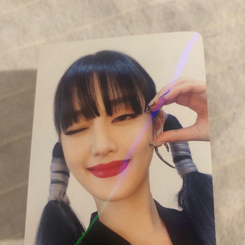 Authentic Minnie Holo POB Photocard new