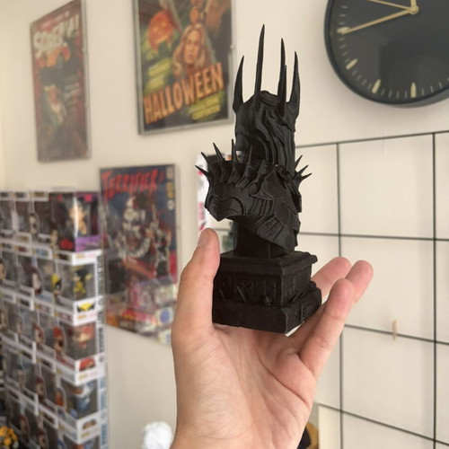 Sauron bust like new